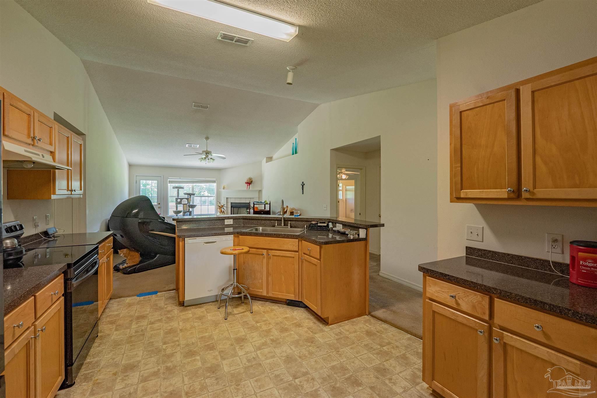 2020 Ziglar Road Cantonment, FL 32533 - Photo 14 of 32