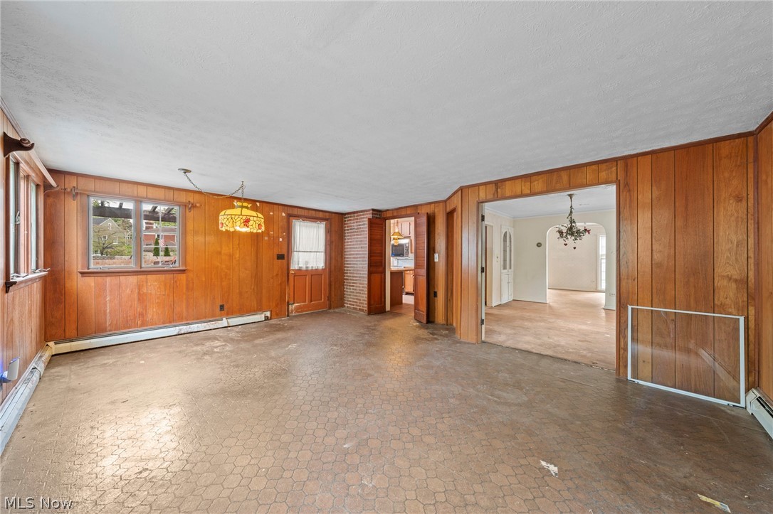 19264 North Sagamore Road Cleveland, OH 44126 - Photo 12 of 47