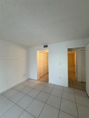 $2,300 | Verabella Falls Condominiums, Miami, FL 33193