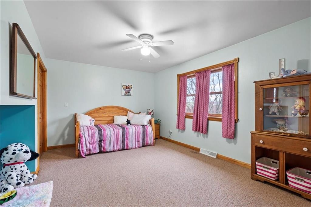 155 Ramage Road Pittsburgh, PA 15214 - Photo 23 of 33 Gallery Image 23