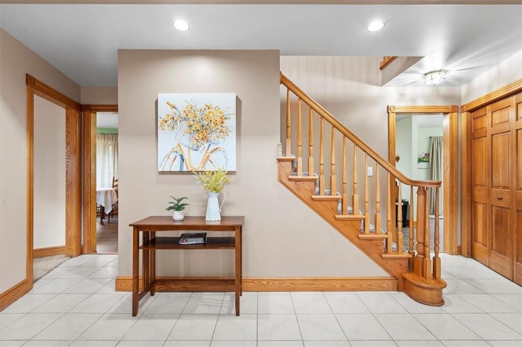 155 Ramage Road Pittsburgh, PA 15214 - Photo 4 of 33 Gallery Image 4