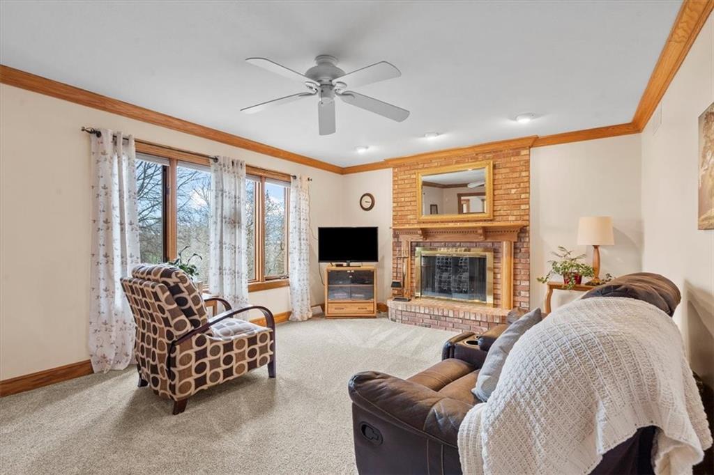 155 Ramage Road Pittsburgh, PA 15214 - Photo 6 of 33 Gallery Image 6
