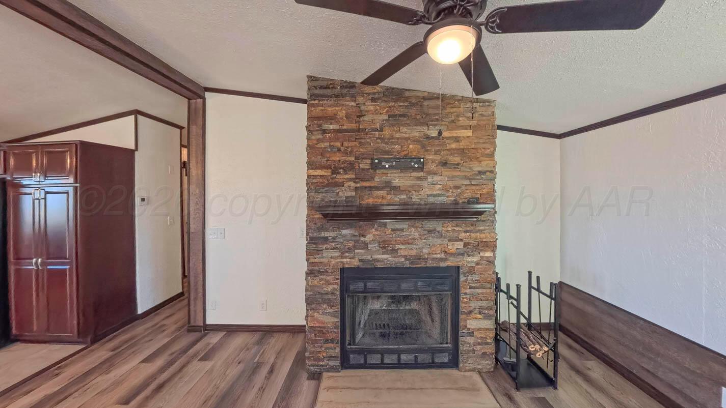403 Aaron Road Fritch, TX 79036 - Photo 7 of 26 img (7 of 26)