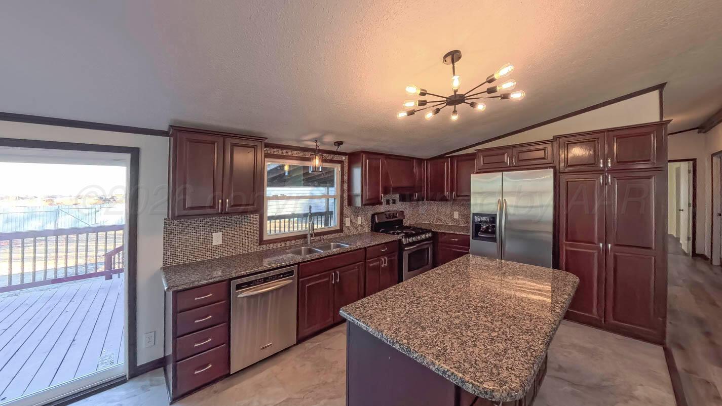 403 Aaron Road Fritch, TX 79036 - Photo 8 of 26 img (8 of 26)