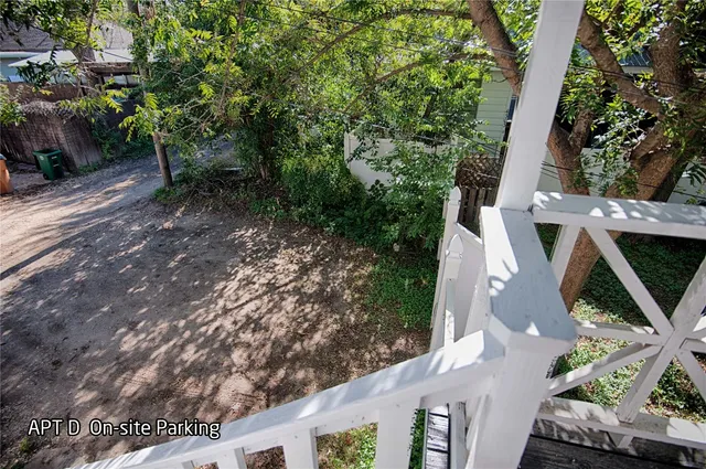 a view of an outdoor space