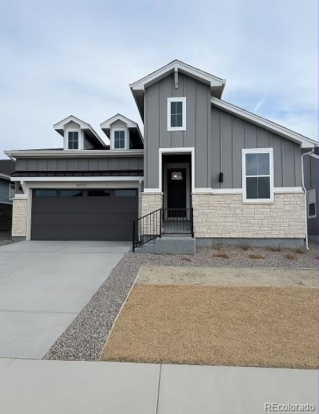 8942 South Riviera Way Aurora, CO 80016 - Photo 1 of 29