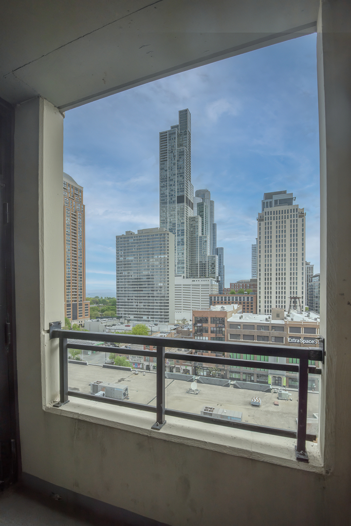 1255 South State Street, Unit 1213 Chicago, IL 60605 - Photo 19 of 25