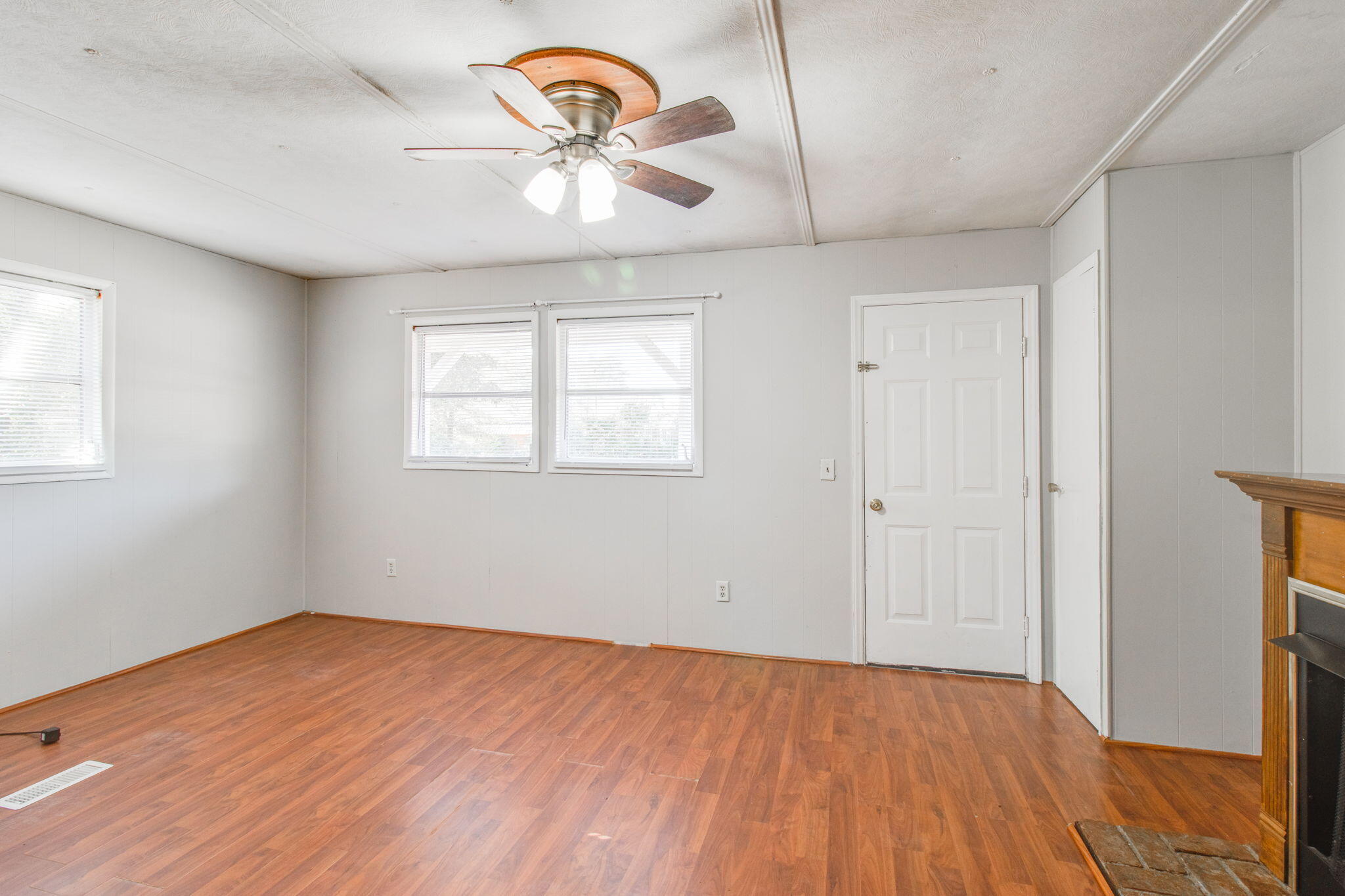 1130 Floyd Drive Sumter, SC 29154 - Photo 7 of 36