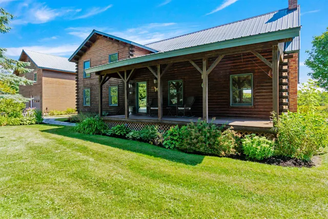 $570,000 | 926 Cline Road, Georgia, VT 05478