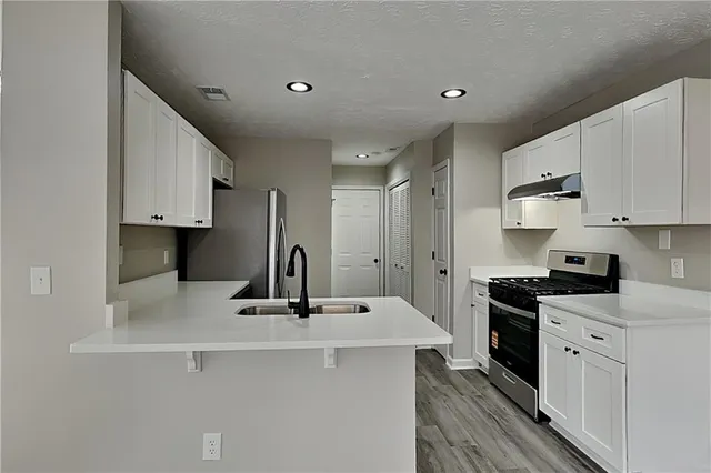 $2,550 | 670 Chantress Court, Alpharetta, GA 30004