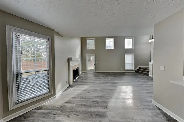 $2,550 | 670 Chantress Court, Alpharetta, GA 30004