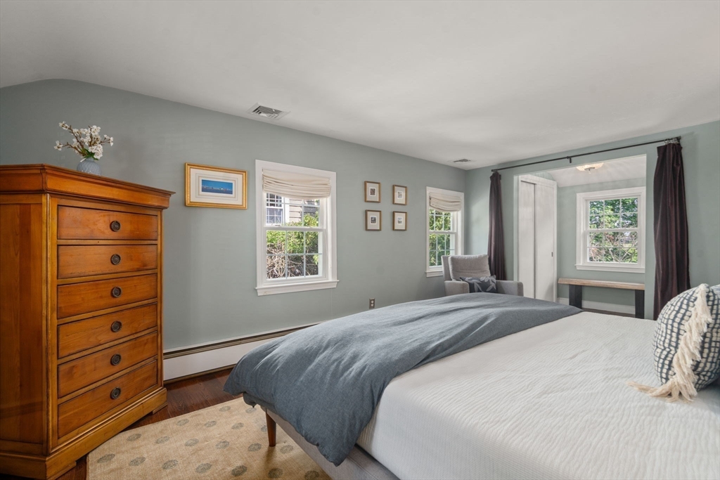 109 Whitcomb Avenue Boston, MA 02130 - Photo 17 of 39