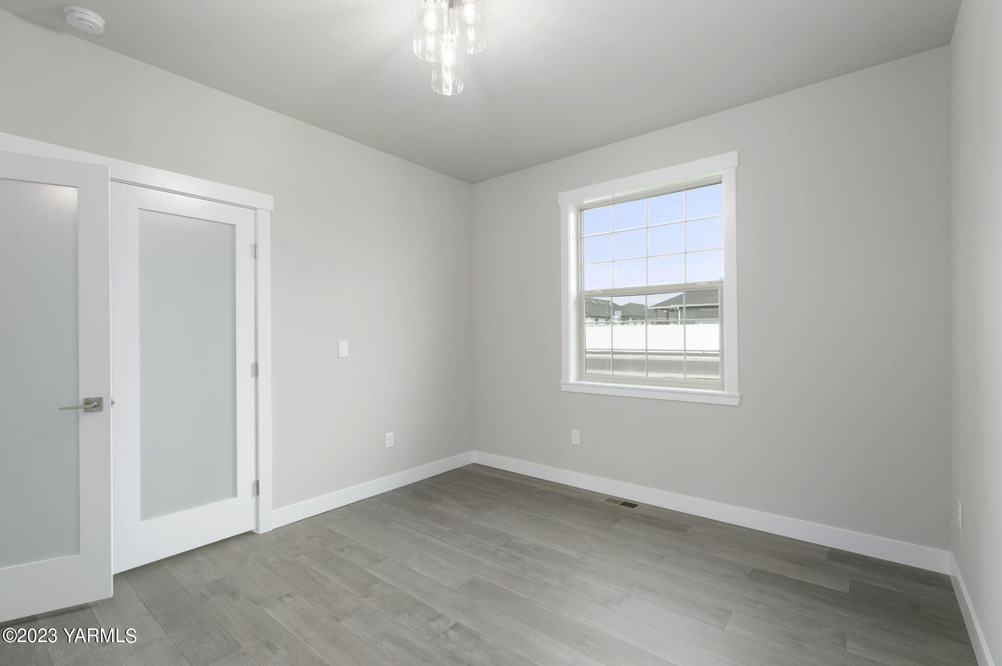 7302 Vista Ridge Avenue Yakima, WA 98903 - Photo 13 of 23 Office