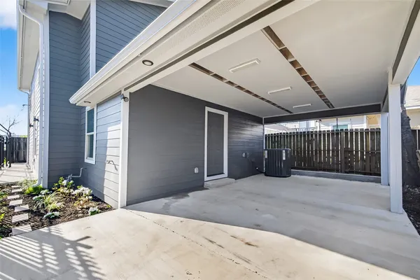 $318,000 | 3107 Martha Street, Houston, TX 77026