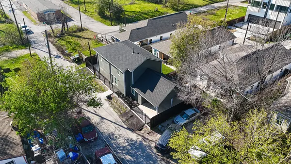 $318,000 | 3107 Martha Street, Houston, TX 77026