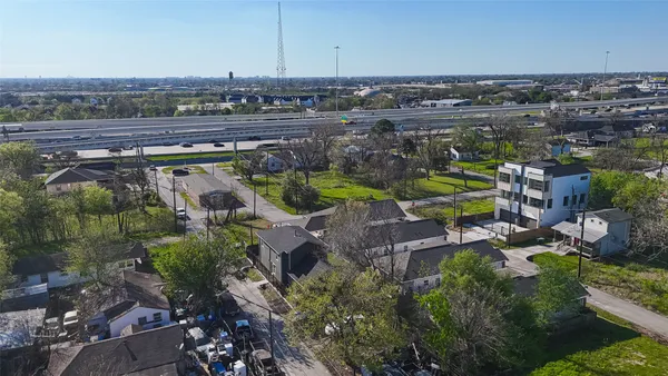 $318,000 | 3107 Martha Street, Houston, TX 77026