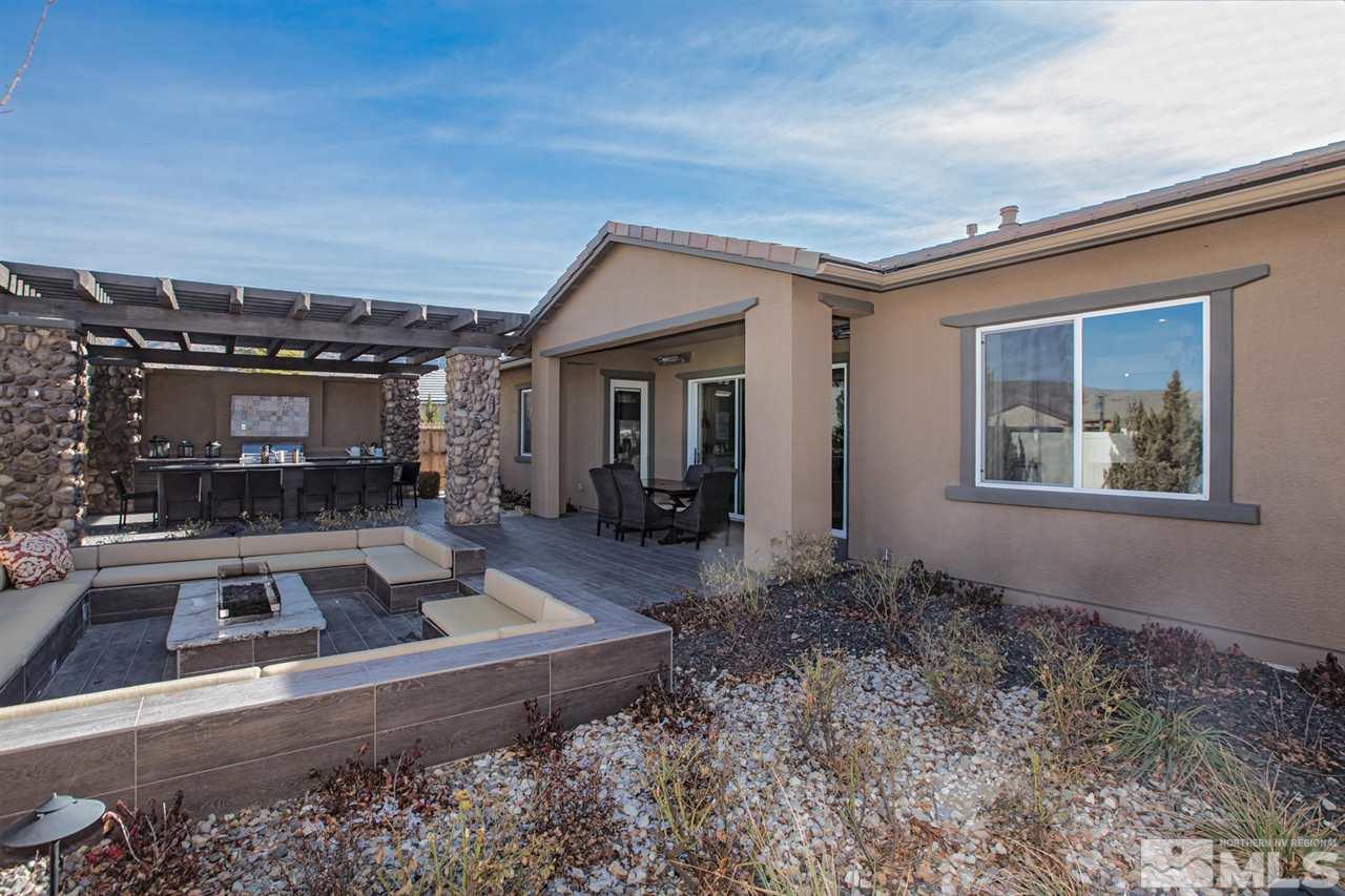 2089 Altair Lane Reno, NV 89521 - Photo 24 of 25 a living room with furniture