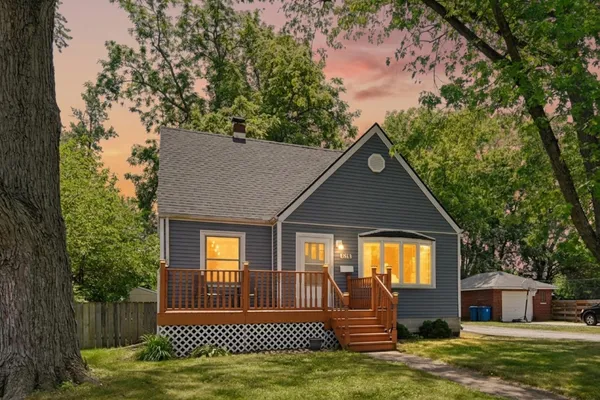$255,000 | 628 212th Place, Dyer, IN 46311
