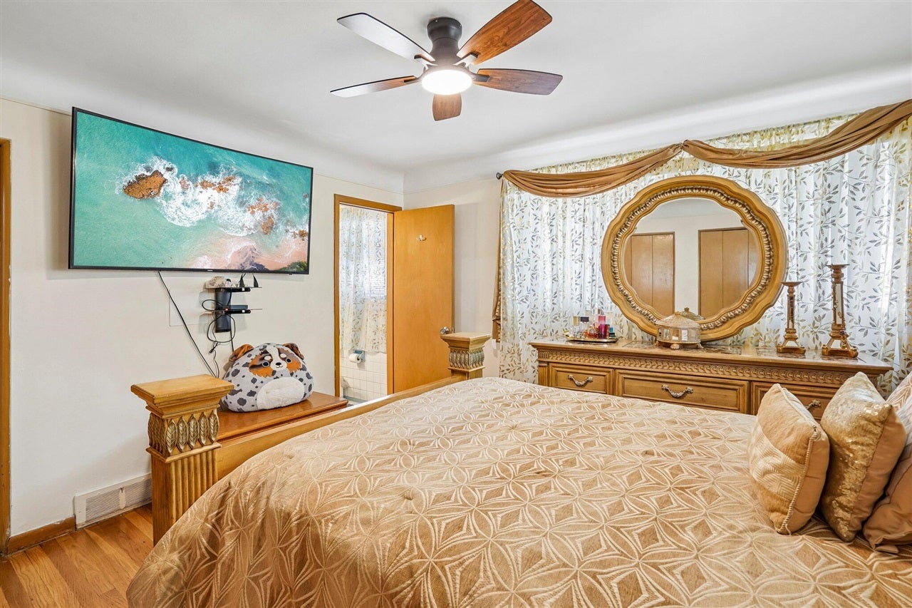 22808 Greenview Road Southfield, MI 48075 - Photo 31 of 44 Gallery Image 31