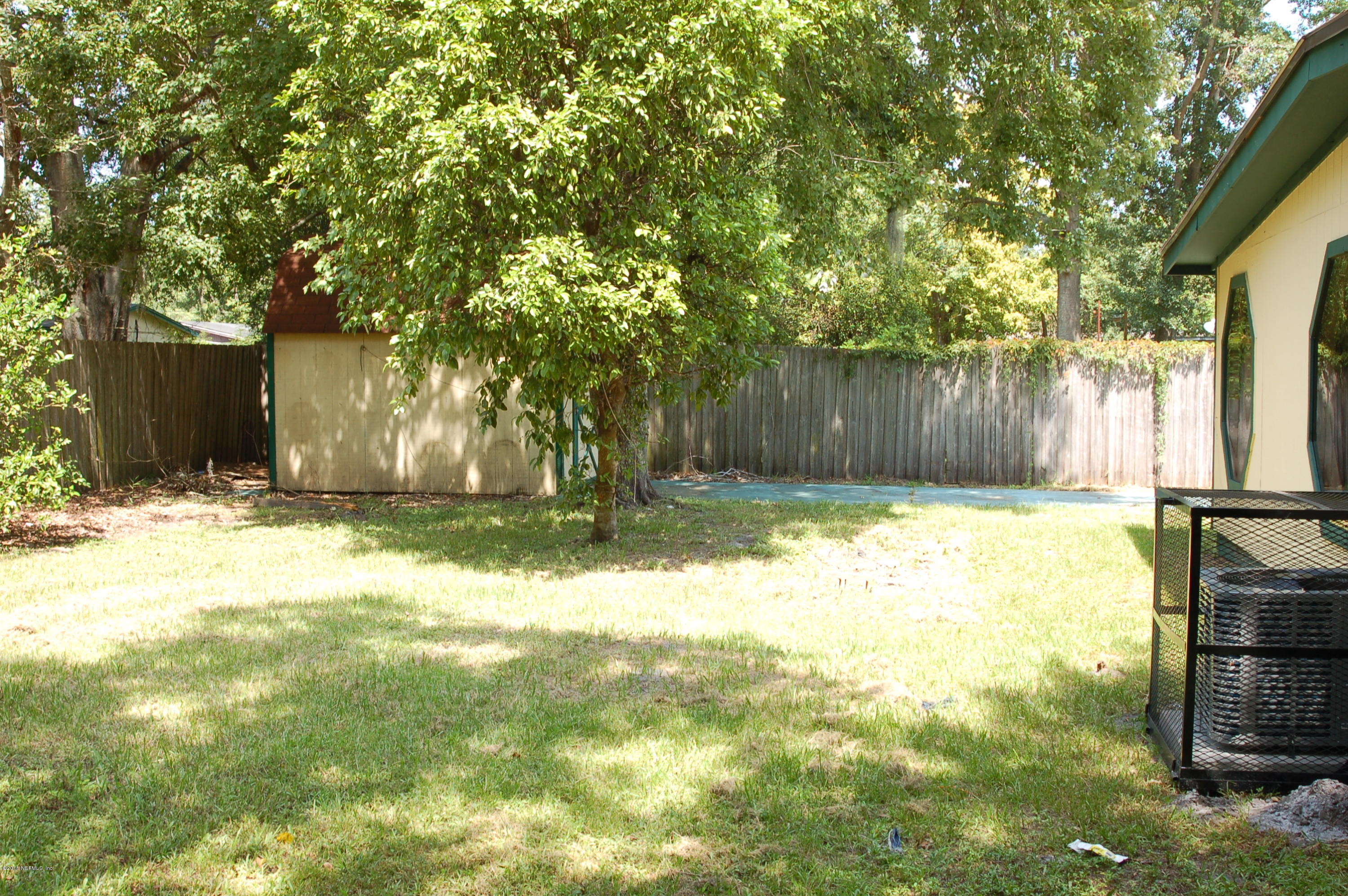 9434 Evesham Road Jacksonville, FL 32208 - Photo 5 of 25 DSC_0063