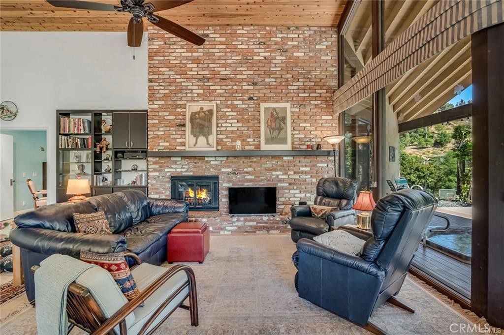 545 Hilbert Drive Fallbrook, CA 92028 - Photo 8 of 29