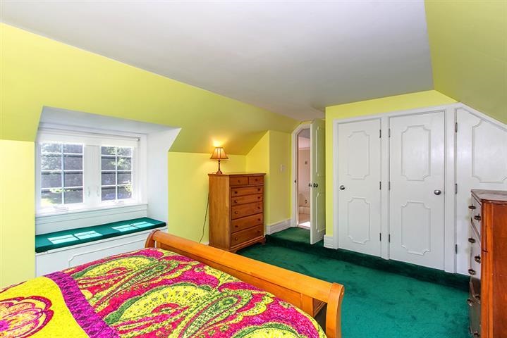 2244 Fairhaven Road Davenport, IA 52803 - Photo 16 of 24 Gallery Image 16