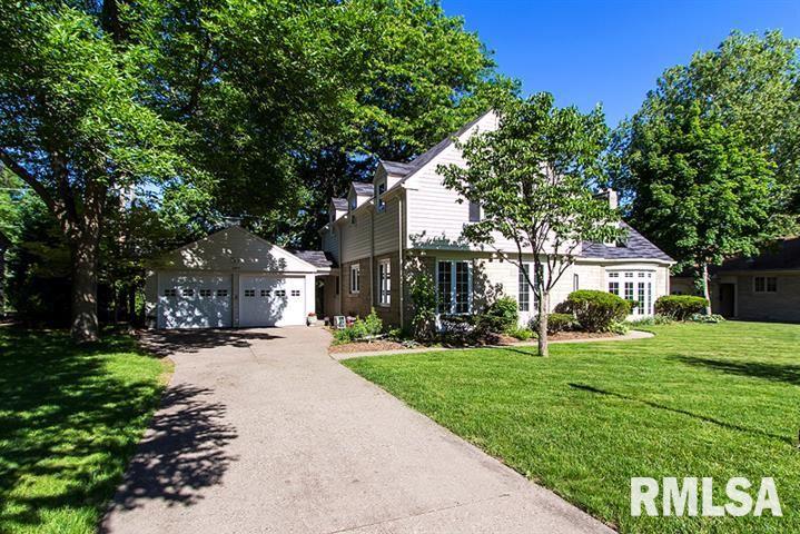 2244 Fairhaven Road Davenport, IA 52803 - Photo 2 of 24 Gallery Image 2