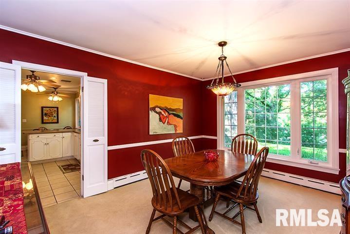 2244 Fairhaven Road Davenport, IA 52803 - Photo 6 of 24 Gallery Image 6