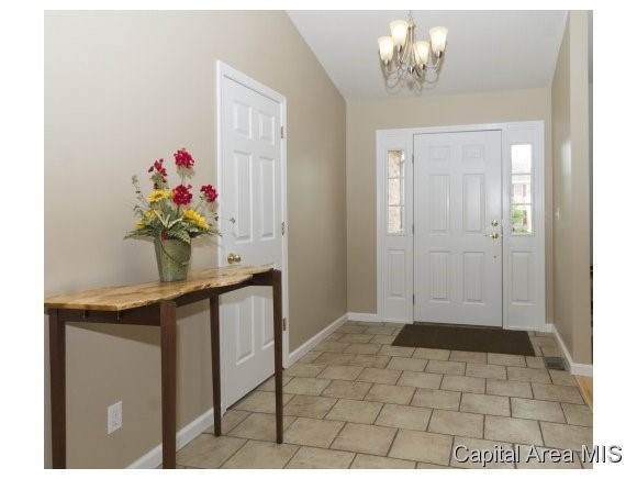 4009 Eagle Wing Road Springfield, IL 62711 - Photo 2 of 21