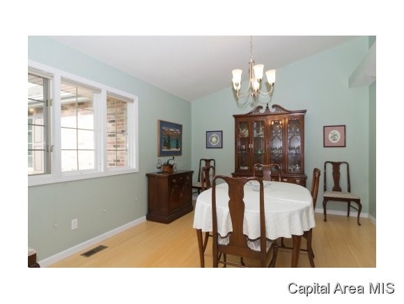 4009 Eagle Wing Road Springfield, IL 62711 - Photo 4 of 21