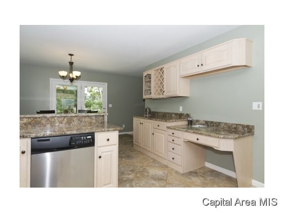 4009 Eagle Wing Road Springfield, IL 62711 - Photo 10 of 21