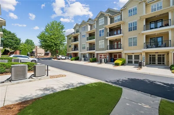 $2,750 | 2707 Wander Lane, Alpharetta, GA 30022