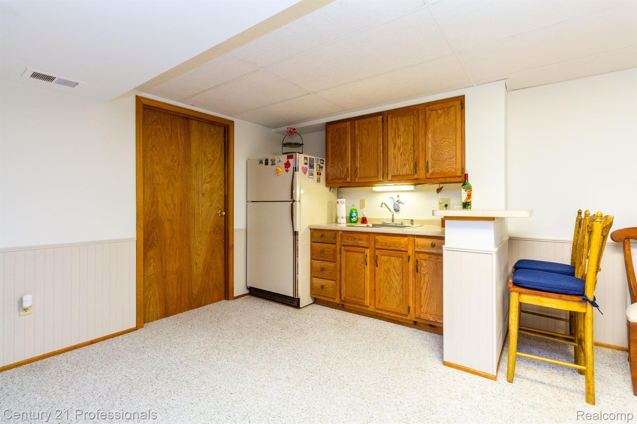 778 Lockmoore Court Rochester, MI 48307 - Photo 42 of 62 Gallery Image 42