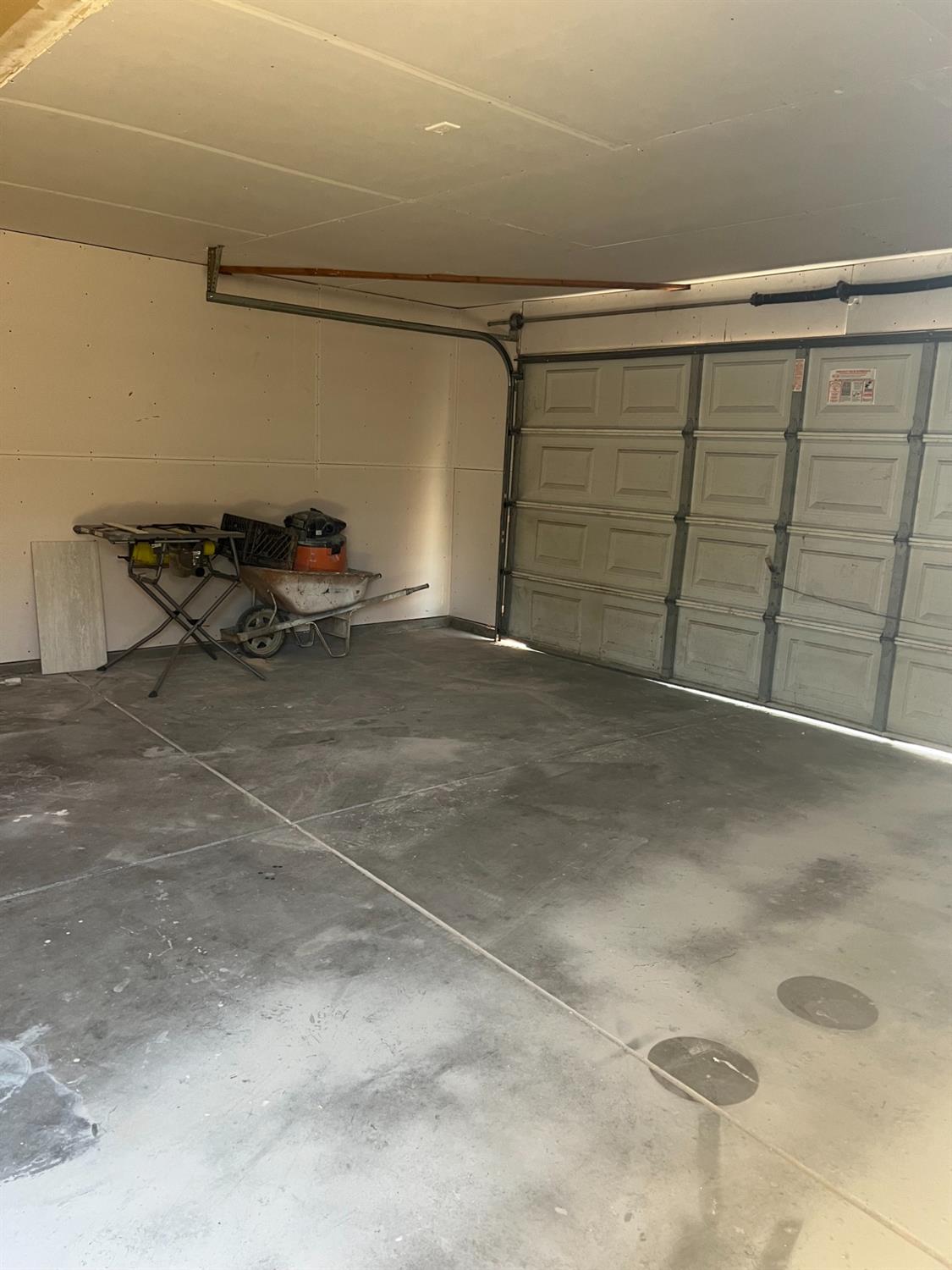 328 Hull Avenue Madera, CA 93638 - Photo 10 of 10 a view of a room with an empty space