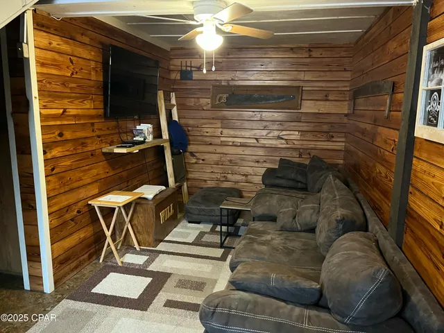 $314,900 | 4526 Leisure Lakes Drive, Chipley, FL 32428