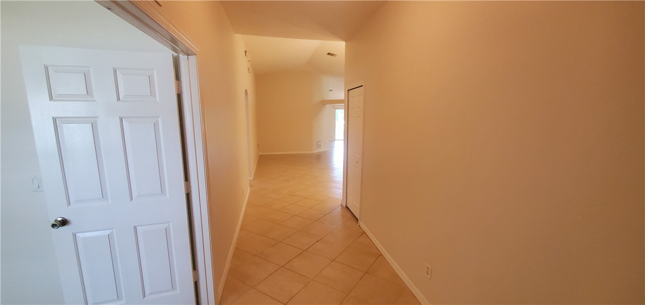 1127 West 13th Square Vero Beach, FL 32960 - Photo 5 of 21