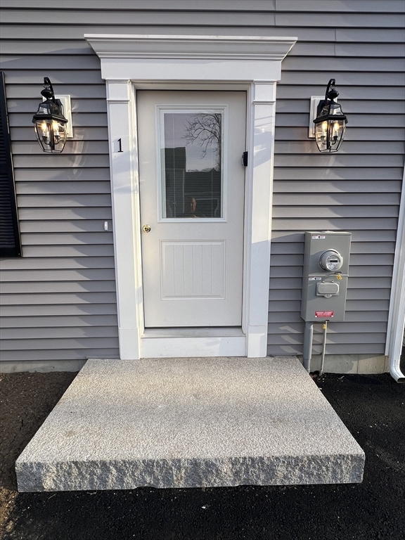 1 Lanigan Path Middleboro, MA 02346 - Photo 3 of 30