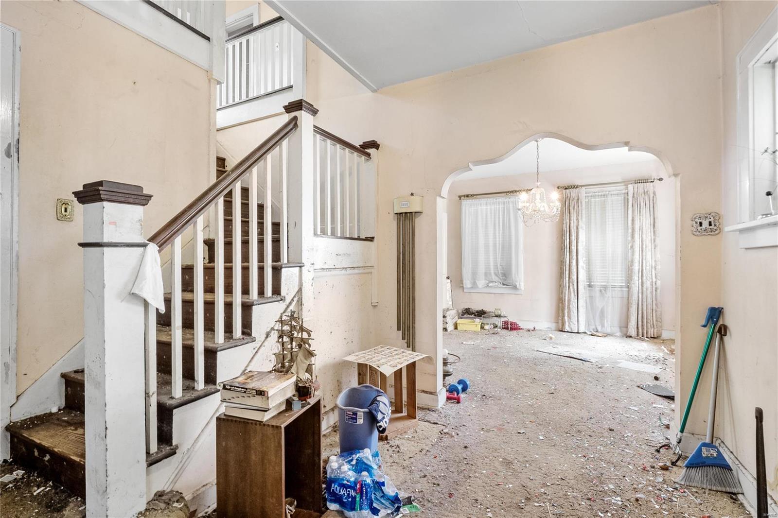 129 Orchard Drive Belleville, IL 62221 - Photo 3 of 32