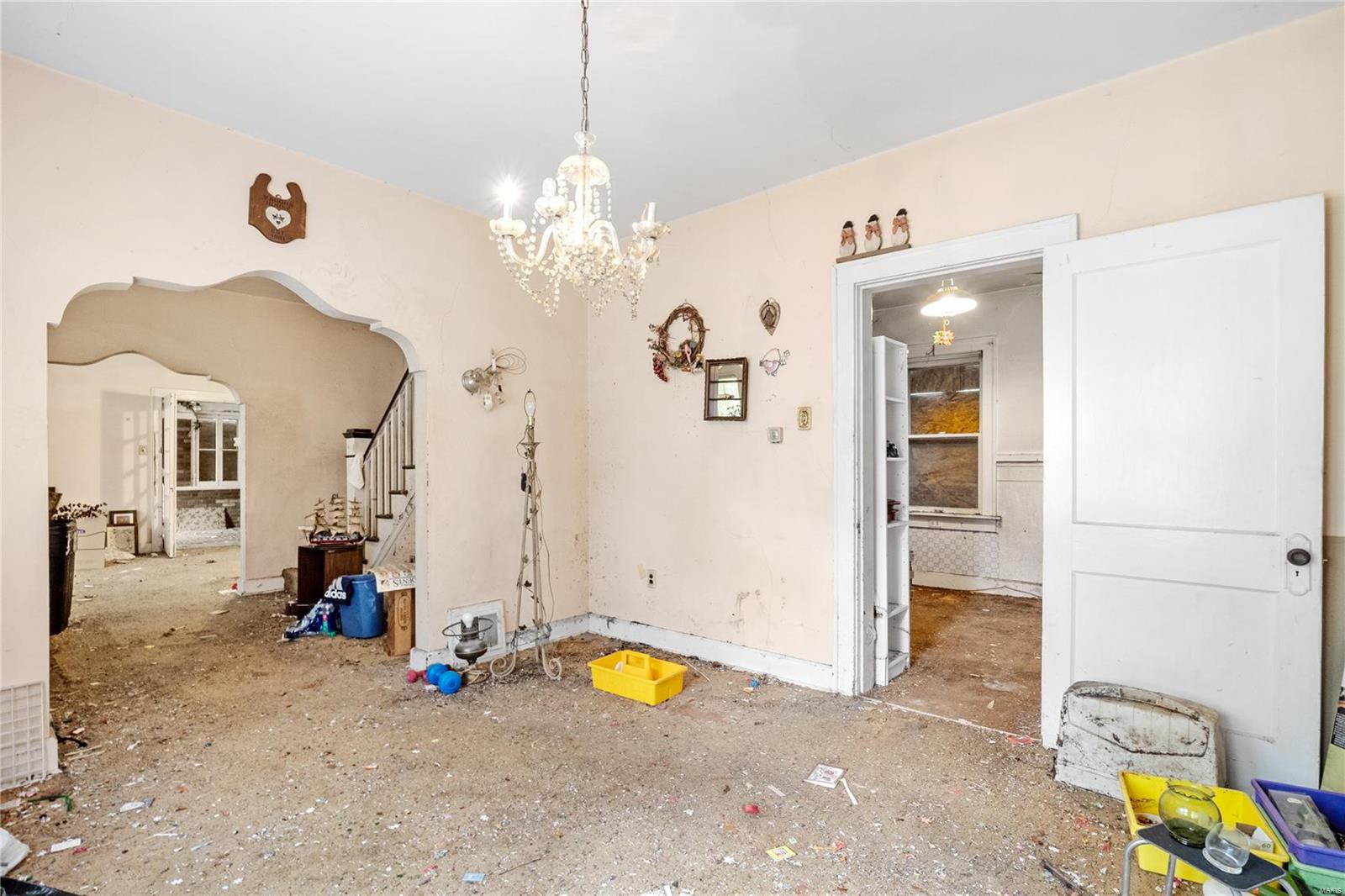 129 Orchard Drive Belleville, IL 62221 - Photo 4 of 32