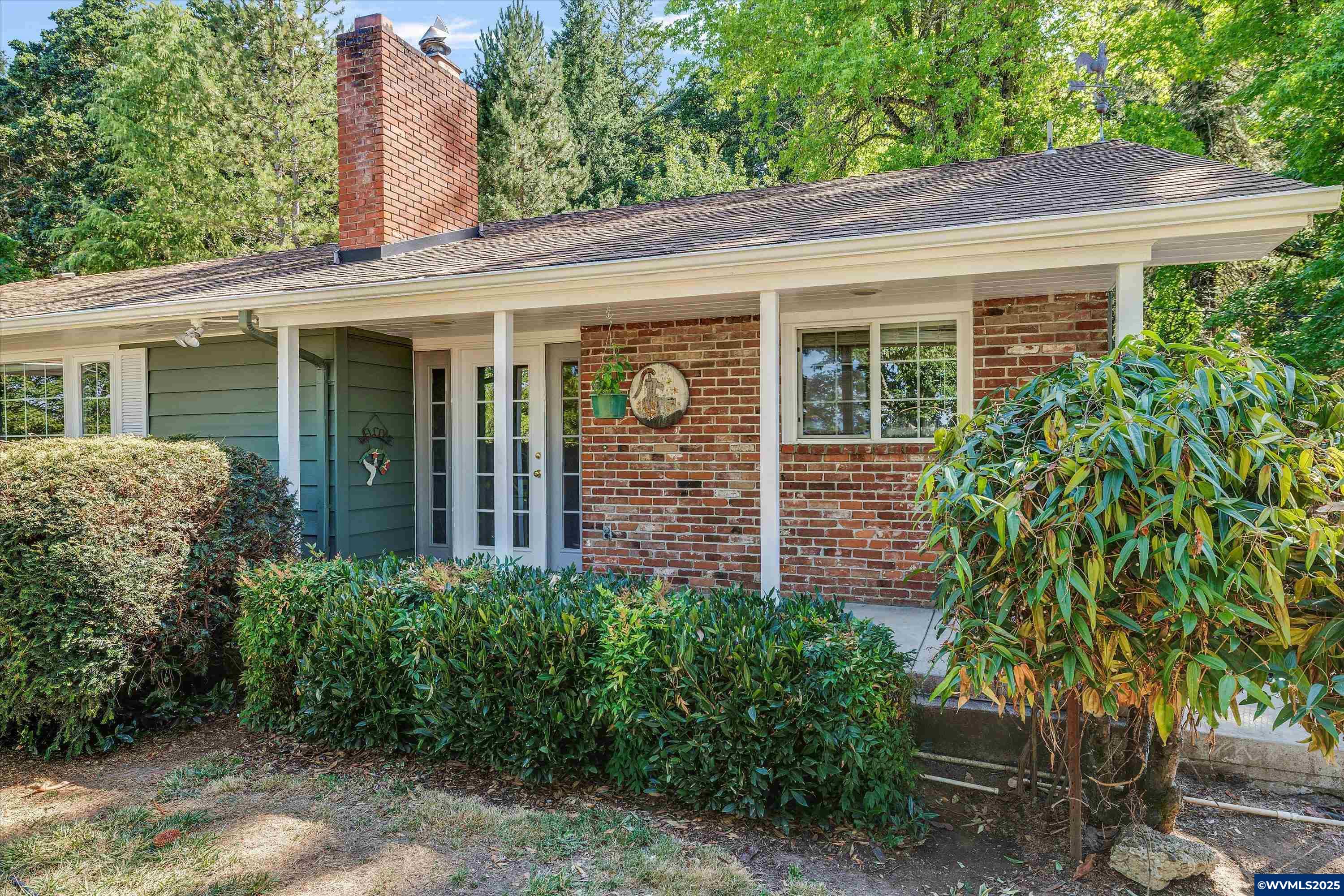 1120 North Oak Grove Road Salem, OR 97304 - Photo 6 of 49 Gallery Image 6