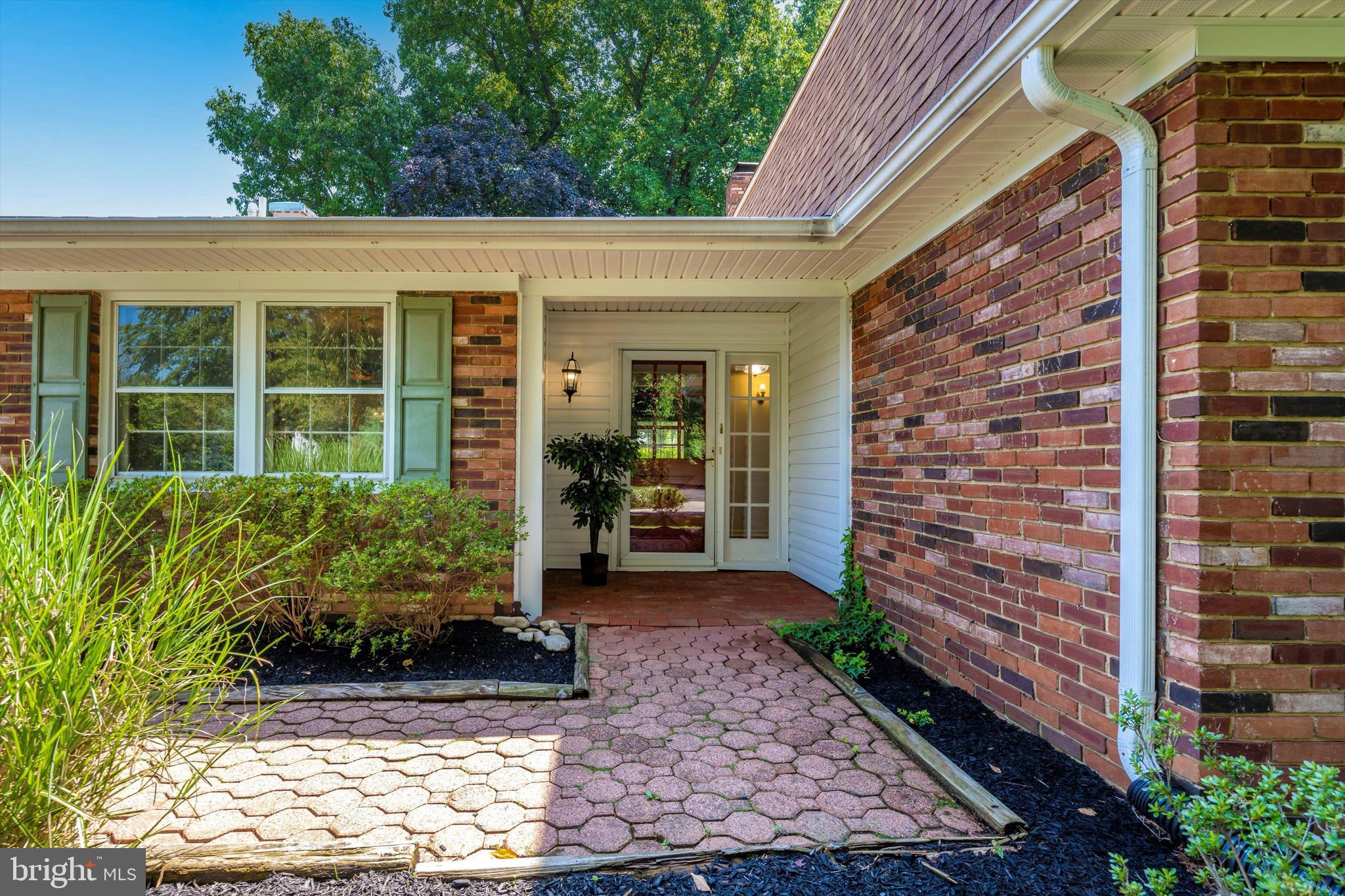 13709 Beauwick Court Silver Spring, MD 20906 - Photo 2 of 54 Gallery Image 2