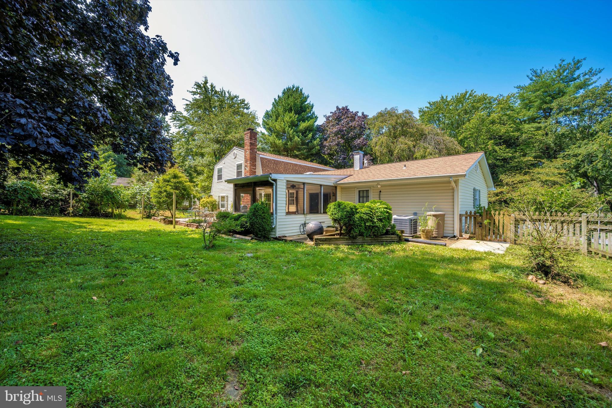 13709 Beauwick Court Silver Spring, MD 20906 - Photo 14 of 54 Gallery Image 14