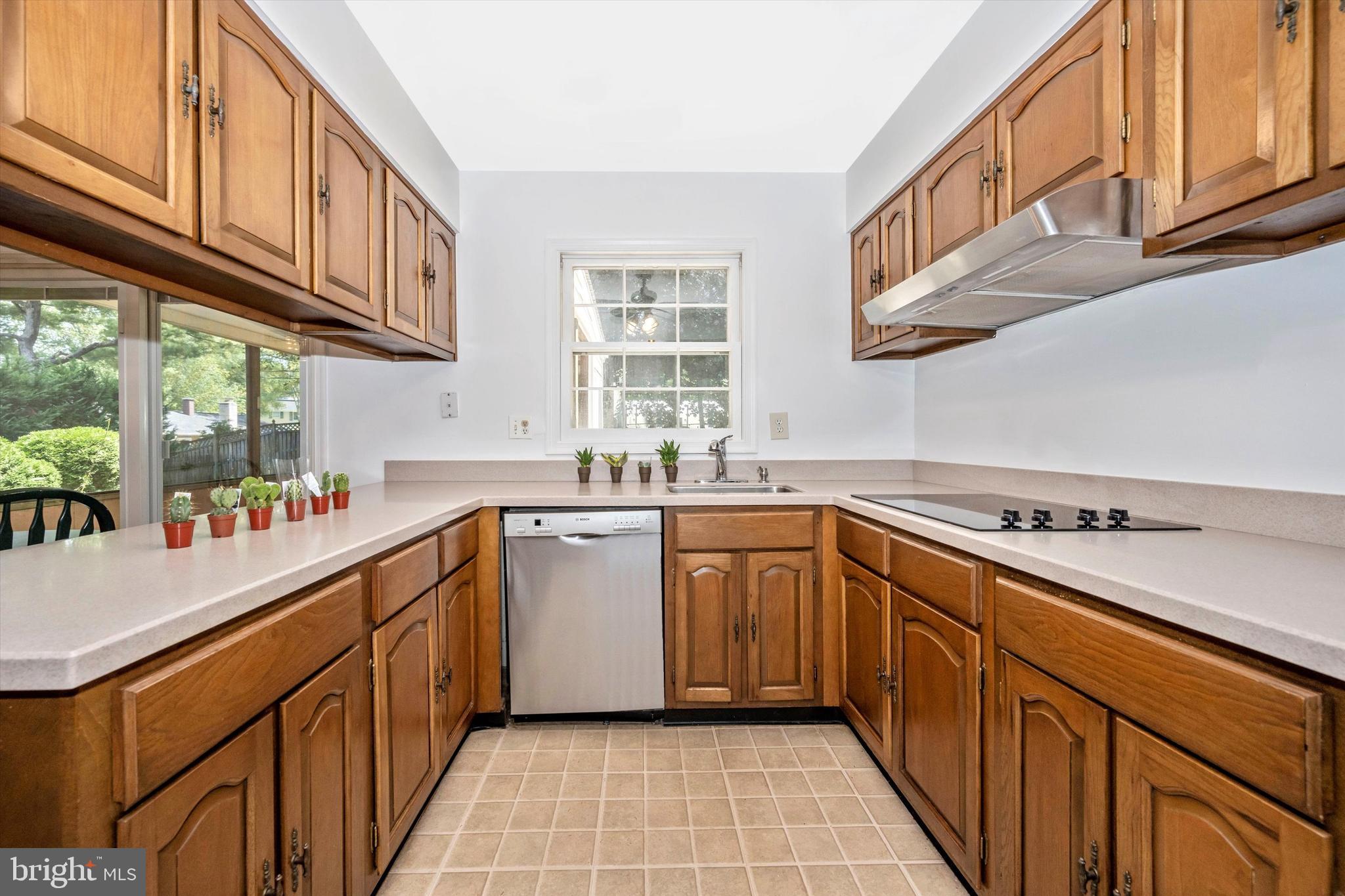 13709 Beauwick Court Silver Spring, MD 20906 - Photo 33 of 54 Gallery Image 33