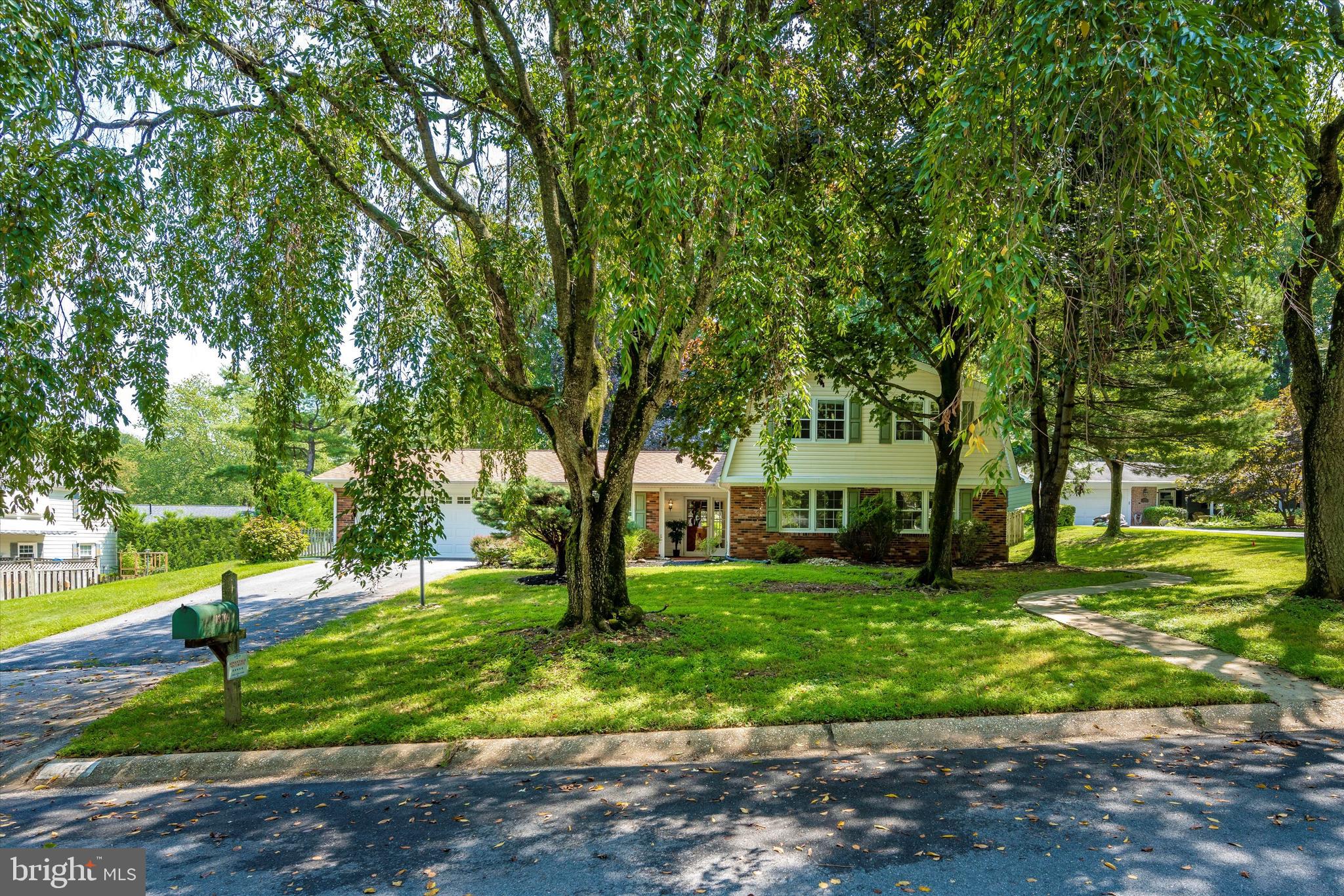 13709 Beauwick Court Silver Spring, MD 20906 - Photo 7 of 54 Gallery Image 7