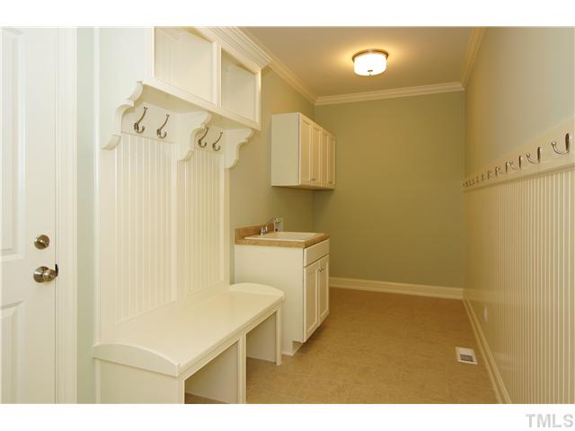 2722 Bembridge Drive Raleigh, NC 27613 - Photo 15 of 25 Gallery Image 15