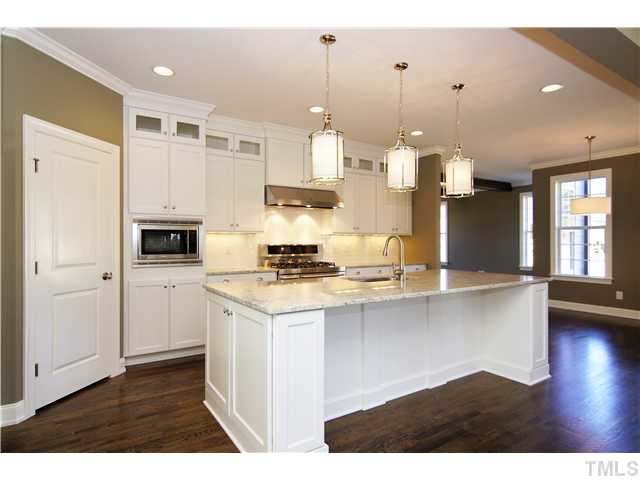 2722 Bembridge Drive Raleigh, NC 27613 - Photo 10 of 25 Gallery Image 10