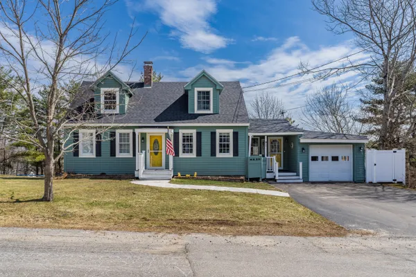 $575,000 | 1 Seekins Drive, Bath, ME 04530
