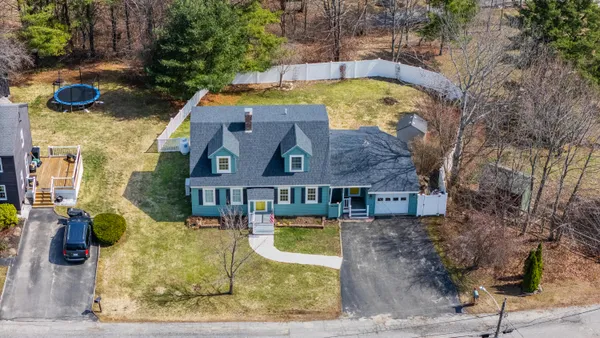 $575,000 | 1 Seekins Drive, Bath, ME 04530
