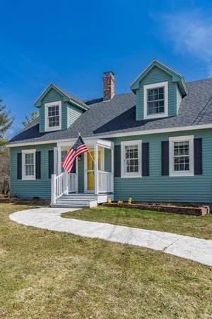 $575,000 | 1 Seekins Drive, Bath, ME 04530