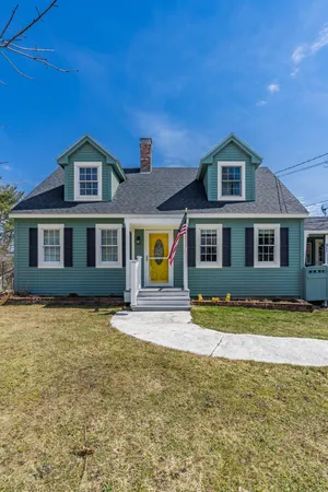 $575,000 | 1 Seekins Drive, Bath, ME 04530